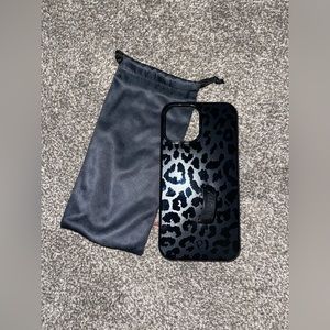 LOOPY Original - iPhone 12 Pro Max - Midnight Leopard | Matte & Gloss / Lefty